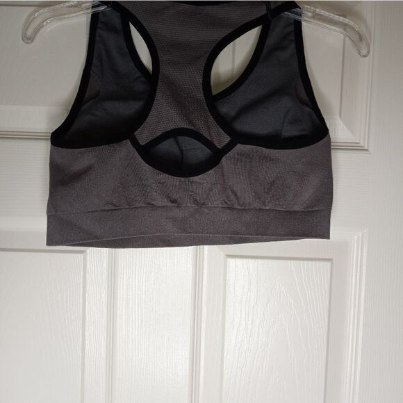 Match Women Wirefree Padded Racerback Sports Bra for Yoga Workout Gym Activewear - Picture 4 of 6